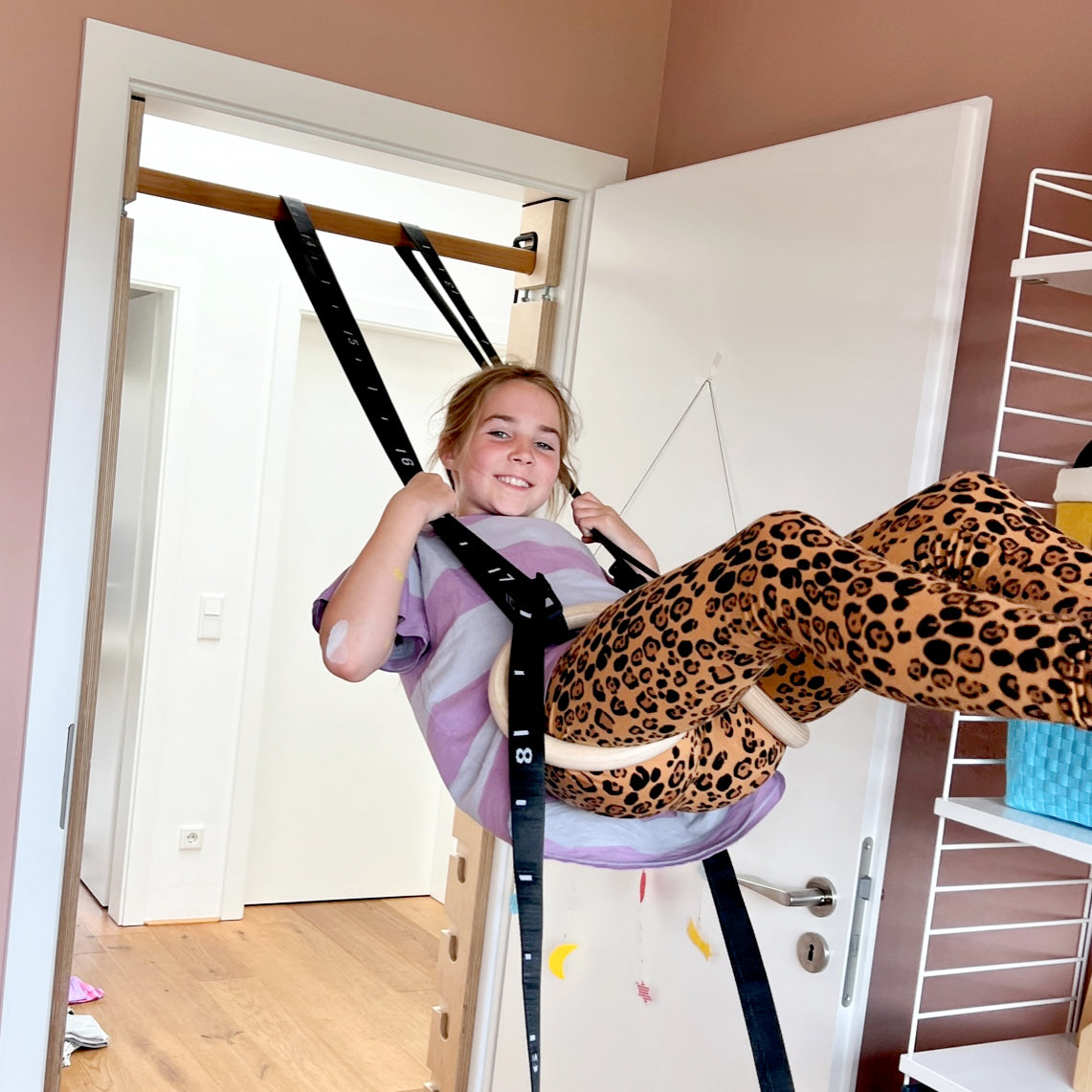 FatMonkey Sprossenwand mit Turnringen zum Schaukel: Turnen, Training, Fitness für Kinder und Familie, Spaß, Motorik und Koordination