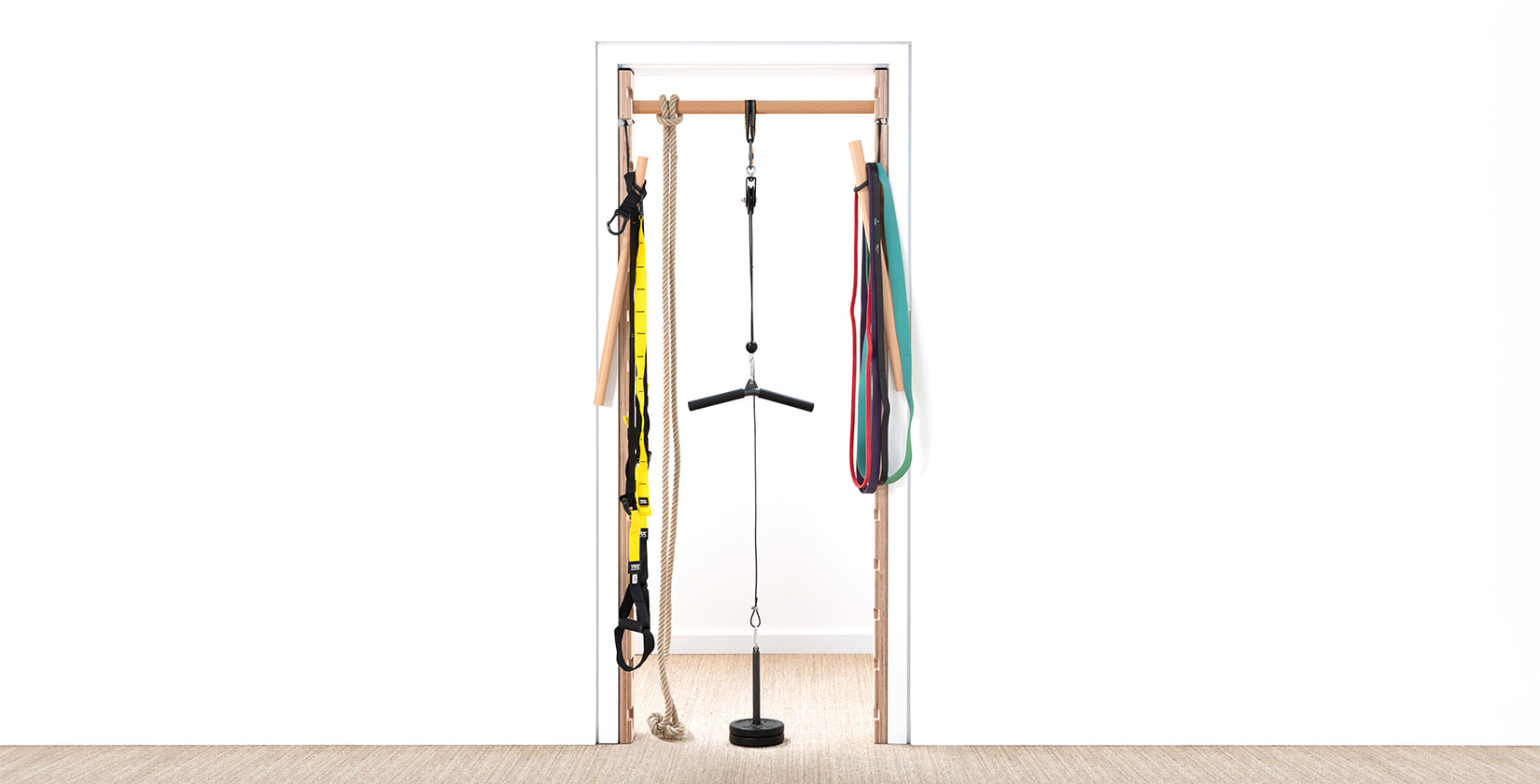 FatMonkey Sprossenwand mit Fitnessbändern, Ringen und Schlingentrainer: Vielseitiges Krafttraining, Muskelaufbau und Flexibilität im Home Gym