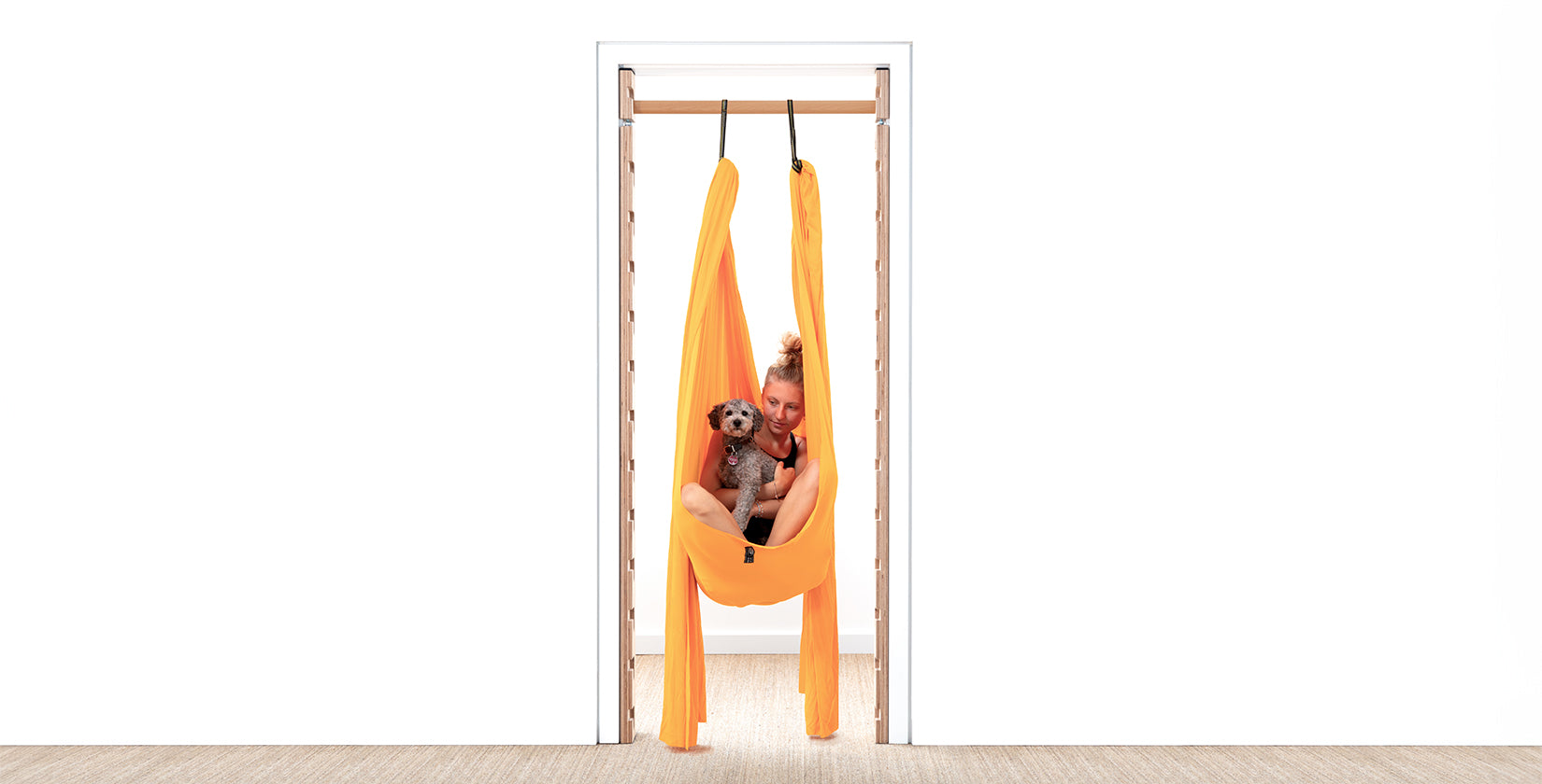 FatMonkey Sprossenwand: Ideal für Hängesessel, Therapie-Tücher, Yoga-Tücher, Entspannung, Therapie und Fitness im Türrahmen