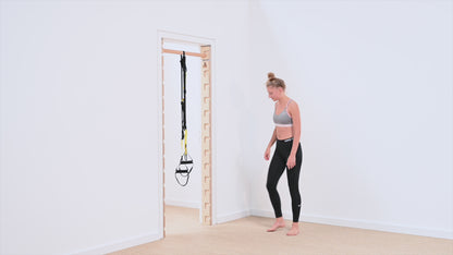 Video-Anleitung: Sling Crunch Übung mit TRX Home 2 am FatMonkey Sprossenwand für intensives Bauchmuskeltraining